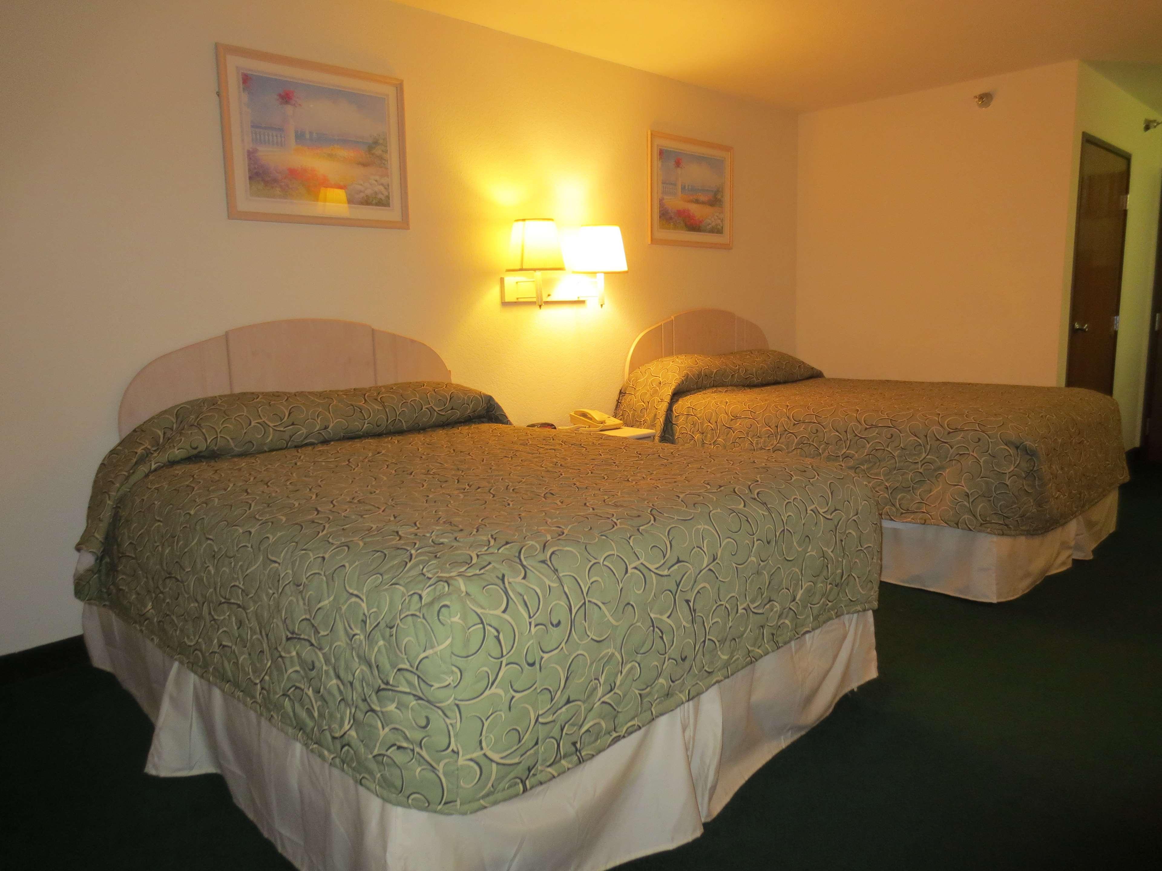 Motel And Pinckneyville