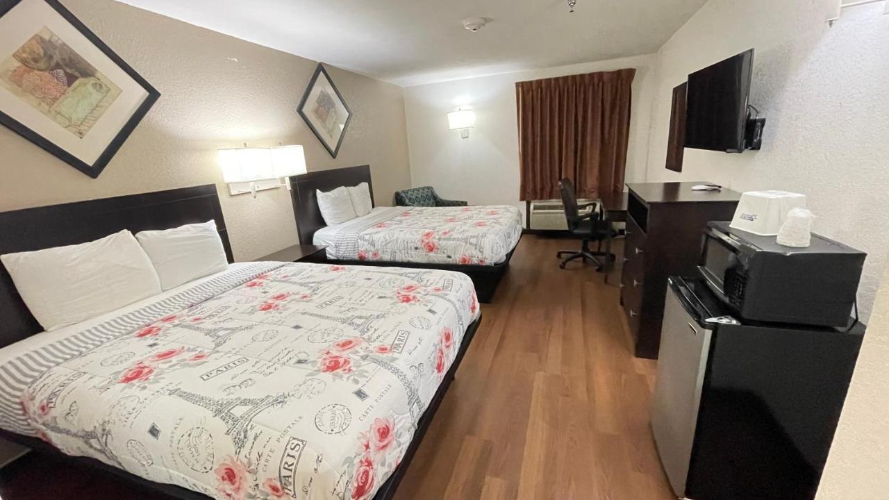 Motel And